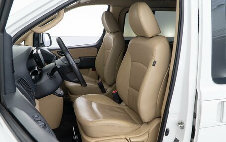 Hyundai H-1 II рестайлинг, 2018 год, 2 999 800 рублей, 10 фотография