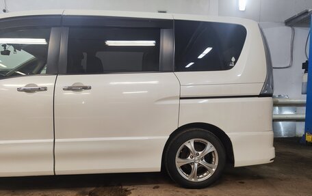 Nissan Serena IV, 2011 год, 1 500 000 рублей, 22 фотография