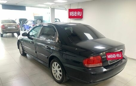 Hyundai Sonata IV рестайлинг, 2005 год, 410 000 рублей, 6 фотография