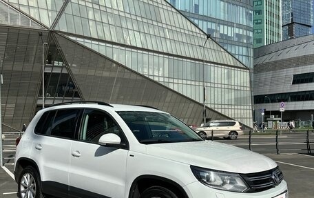 Volkswagen Tiguan I, 2016 год, 1 300 000 рублей, 2 фотография