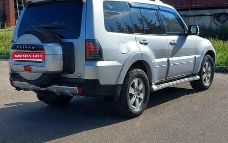 Mitsubishi Pajero IV, 2008 год, 2 100 000 рублей, 3 фотография