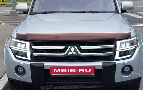 Mitsubishi Pajero IV, 2008 год, 2 100 000 рублей, 12 фотография