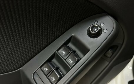 Audi A4, 2011 год, 1 512 000 рублей, 17 фотография