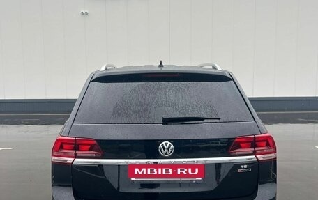 Volkswagen Teramont I, 2018 год, 3 050 000 рублей, 2 фотография