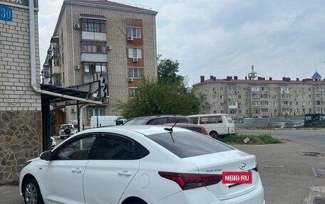 Hyundai Solaris II рестайлинг, 2020 год, 1 000 000 рублей, 5 фотография