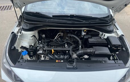 Hyundai Solaris II рестайлинг, 2020 год, 1 000 000 рублей, 12 фотография