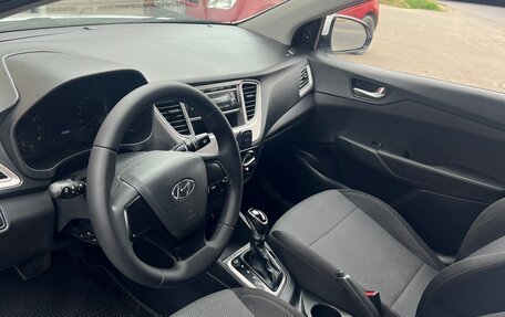 Hyundai Solaris II рестайлинг, 2020 год, 1 000 000 рублей, 8 фотография