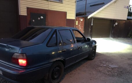 Daewoo Nexia I рестайлинг, 2000 год, 65 000 рублей, 4 фотография