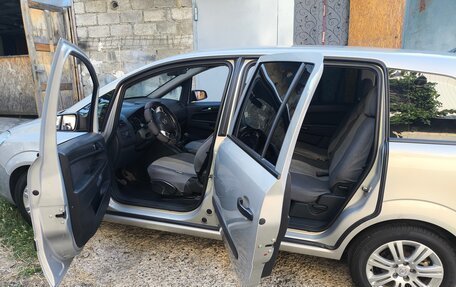 Opel Zafira B, 2008 год, 600 000 рублей, 9 фотография