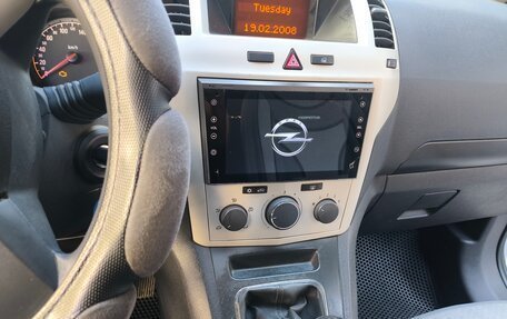Opel Zafira B, 2008 год, 600 000 рублей, 21 фотография
