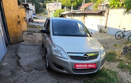 Opel Zafira B, 2008 год, 600 000 рублей, 17 фотография