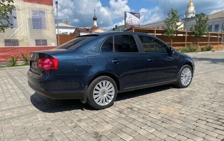 Volkswagen Jetta VI, 2008 год, 680 000 рублей, 3 фотография