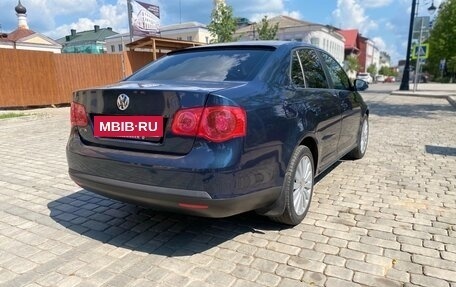 Volkswagen Jetta VI, 2008 год, 680 000 рублей, 2 фотография