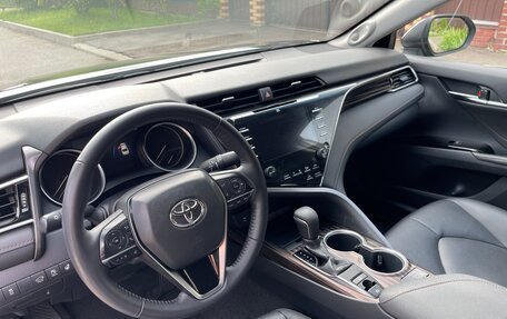 Toyota Camry, 2020 год, 3 150 000 рублей, 17 фотография