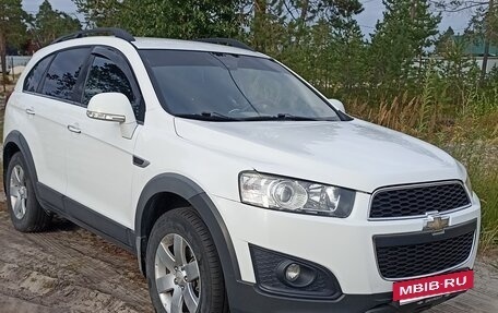 Chevrolet Captiva I, 2014 год, 1 400 000 рублей, 2 фотография