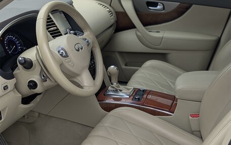 Infiniti QX70, 2016 год, 2 999 000 рублей, 5 фотография