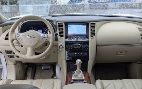 Infiniti QX70, 2016 год, 2 999 000 рублей, 6 фотография