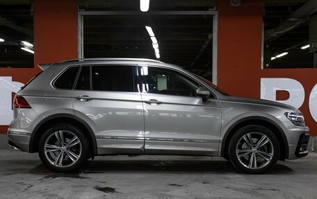 Volkswagen Tiguan II, 2019 год, 3 198 000 рублей, 4 фотография