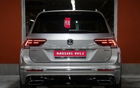 Volkswagen Tiguan II, 2019 год, 3 198 000 рублей, 6 фотография