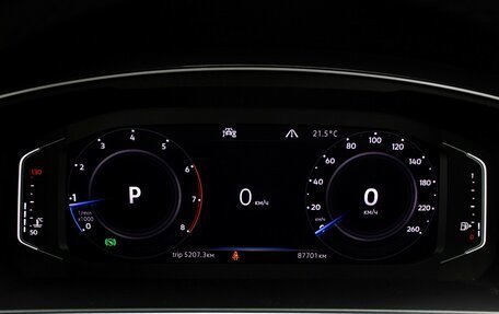 Volkswagen Tiguan II, 2019 год, 3 198 000 рублей, 14 фотография