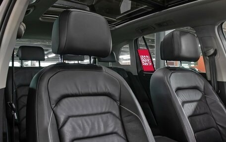 Volkswagen Tiguan II, 2019 год, 3 198 000 рублей, 13 фотография