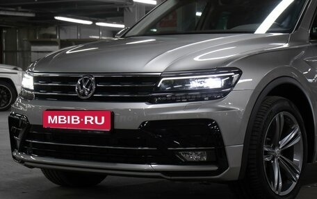 Volkswagen Tiguan II, 2019 год, 3 198 000 рублей, 24 фотография