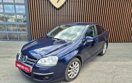Volkswagen Jetta VI, 2006 год, 650 000 рублей, 2 фотография