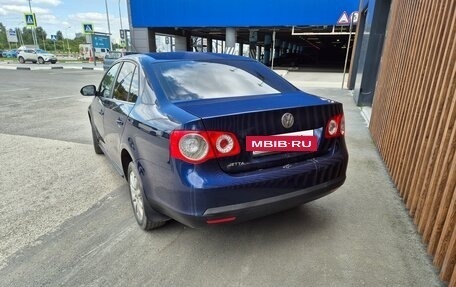 Volkswagen Jetta VI, 2006 год, 650 000 рублей, 4 фотография