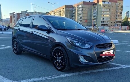 Hyundai Solaris II рестайлинг, 2012 год, 760 000 рублей, 7 фотография