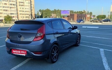 Hyundai Solaris II рестайлинг, 2012 год, 760 000 рублей, 4 фотография