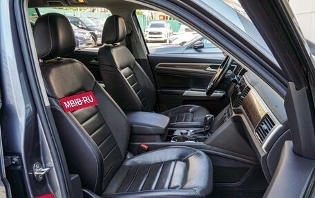 Volkswagen Teramont I, 2018 год, 2 940 000 рублей, 9 фотография