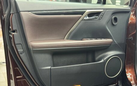 Lexus RX IV рестайлинг, 2017 год, 3 750 000 рублей, 12 фотография