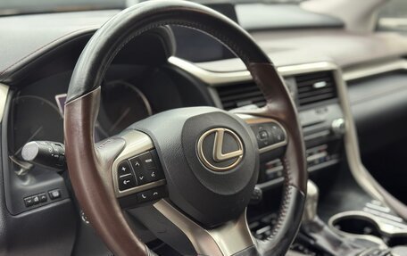 Lexus RX IV рестайлинг, 2017 год, 3 750 000 рублей, 15 фотография