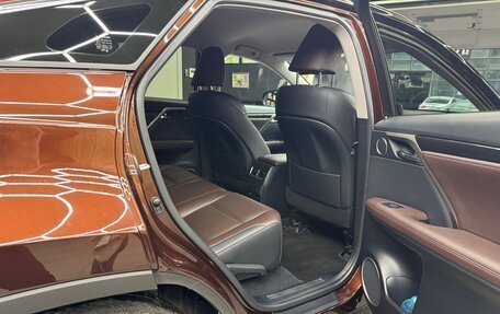 Lexus RX IV рестайлинг, 2017 год, 3 750 000 рублей, 19 фотография