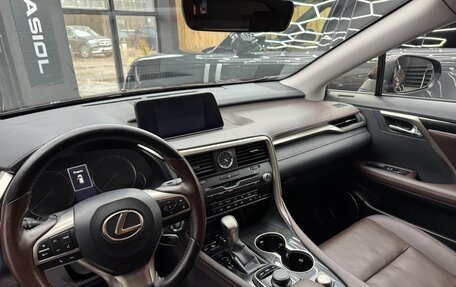 Lexus RX IV рестайлинг, 2017 год, 3 750 000 рублей, 14 фотография