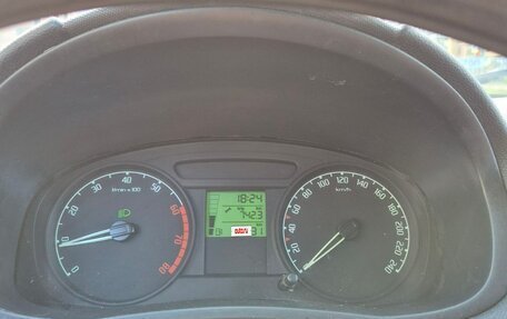 Skoda Fabia II, 2009 год, 320 000 рублей, 12 фотография