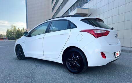 Hyundai i30 II рестайлинг, 2013 год, 680 000 рублей, 5 фотография