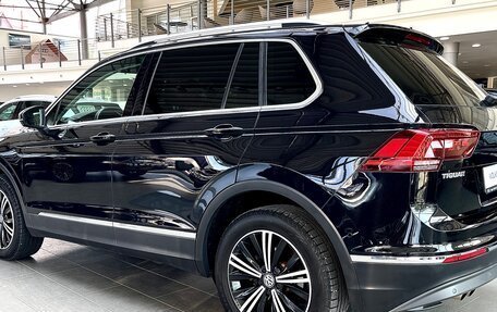 Volkswagen Tiguan II, 2019 год, 2 500 000 рублей, 5 фотография