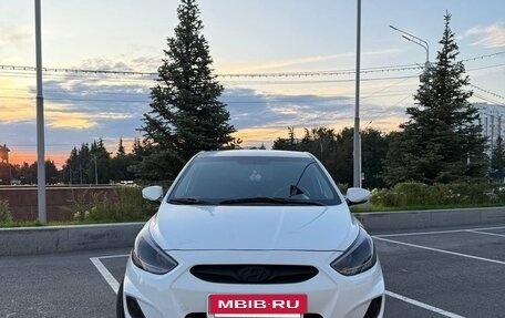 Hyundai Solaris II рестайлинг, 2014 год, 799 000 рублей, 2 фотография
