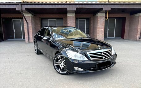 Mercedes-Benz S-Класс, 2006 год, 1 800 000 рублей, 4 фотография