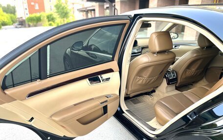 Mercedes-Benz S-Класс, 2006 год, 1 800 000 рублей, 36 фотография