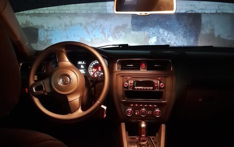 Volkswagen Jetta VI, 2012 год, 1 200 000 рублей, 4 фотография