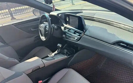Lexus ES VII, 2021 год, 3 930 000 рублей, 10 фотография
