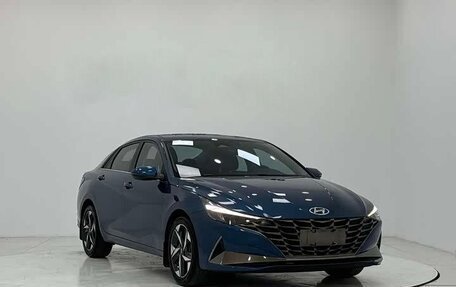 Hyundai Elantra, 2021 год, 1 560 000 рублей, 3 фотография