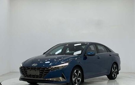 Hyundai Elantra, 2021 год, 1 560 000 рублей, 2 фотография