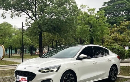 Ford Focus IV, 2021 год, 1 300 111 рублей, 1 фотография