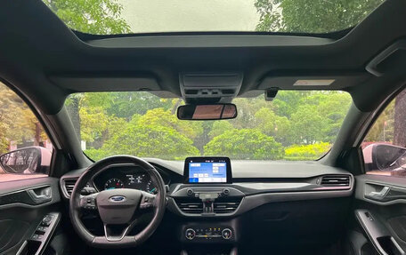 Ford Focus IV, 2021 год, 1 300 111 рублей, 10 фотография