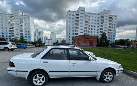 Toyota Carina, 1989 год, 165 000 рублей, 3 фотография