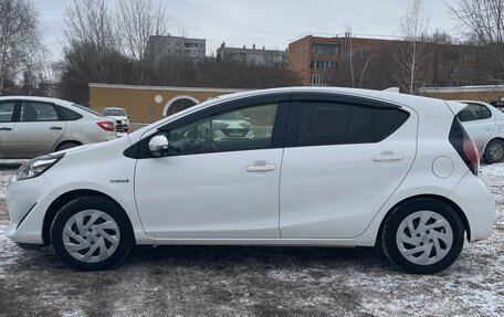 Toyota Aqua I, 2018 год, 1 300 000 рублей, 4 фотография