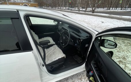 Toyota Aqua I, 2018 год, 1 300 000 рублей, 3 фотография
